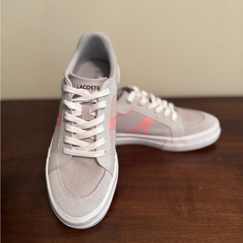 Lacoste Women's Sneakers in Gray and Pink
